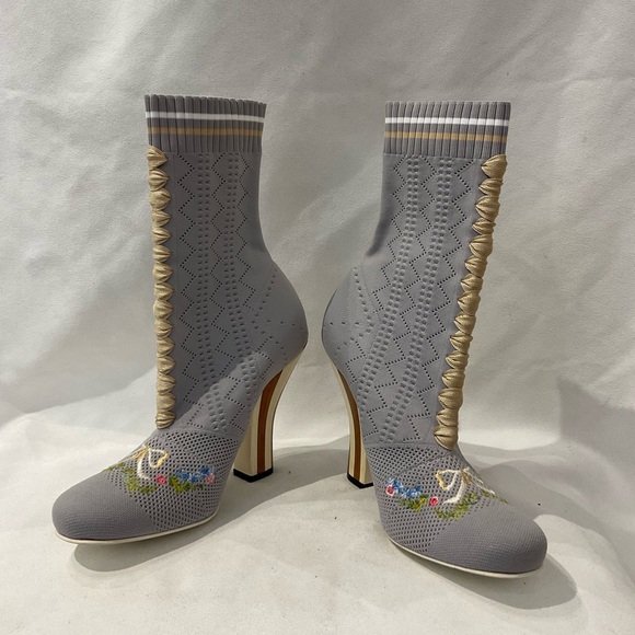 Fendi Boots - Picture 5 of 6